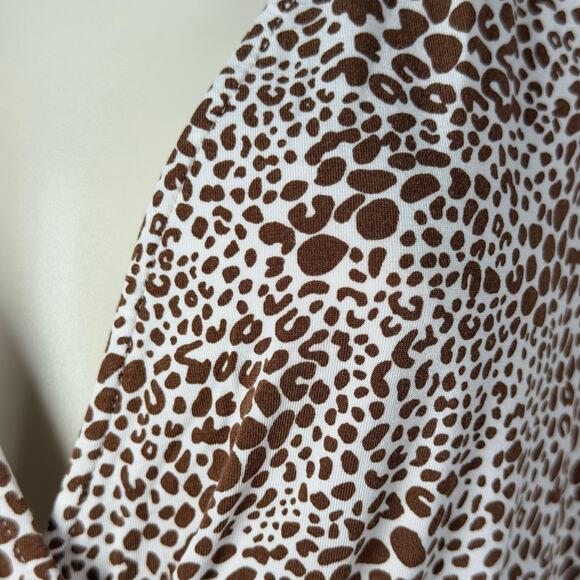 Lands End Top Womens Small 6-8 Faux Wrap Animal Print Rayon Stretch Long Sleeve - Picture 3 of 7